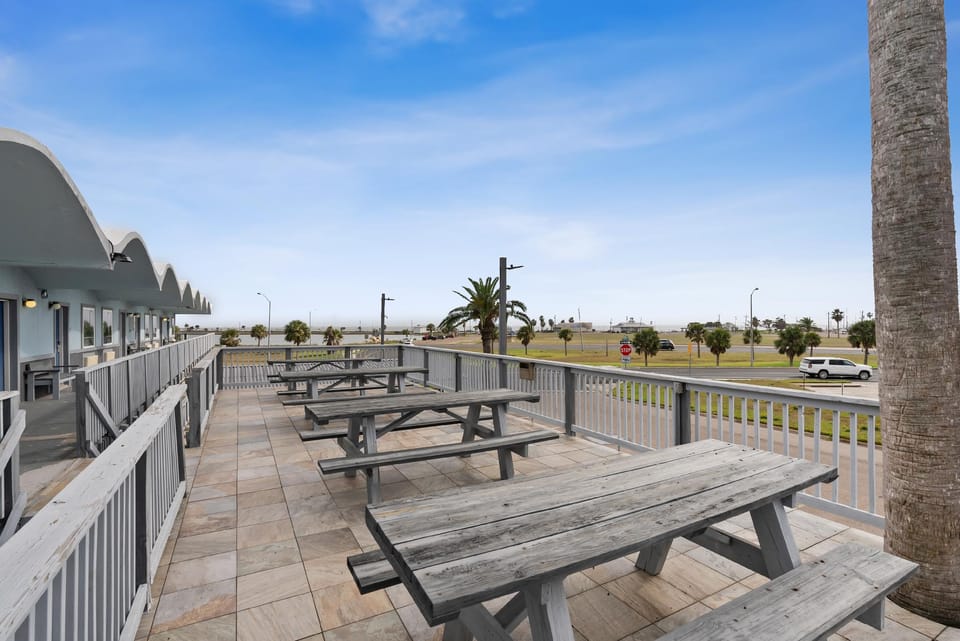 Blue Wave Inn Hotel in Rockport