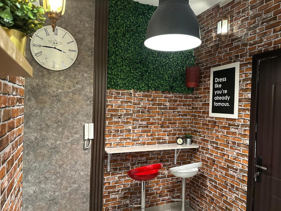 Luxury Hostel Bedspace in Downtown Near Metro Hostel in Dubai