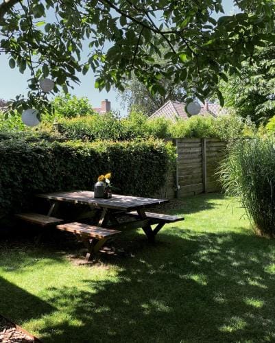 Bed and Breakfast: 'Bij ons Achter' Hotel in North Brabant (province)