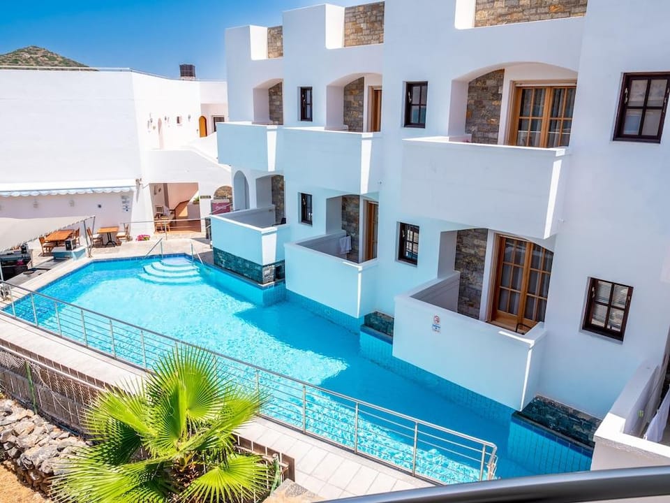 Alikes Apartments Hotel in Elounda