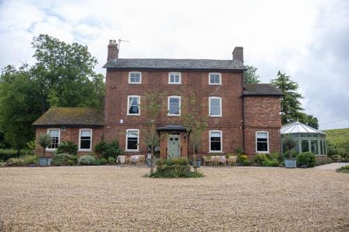 The Manners Hotel in South Kesteven District