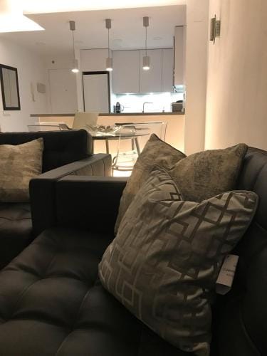 Modern Marina Apt Fantastic location Marina/Beach Hotel in Estepona