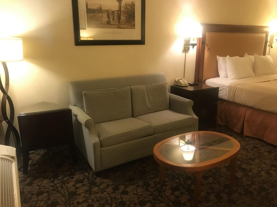 Travelers Inn & Suites Hotel in Craig