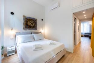 Duomo-Porta Venezia Central Luxury Apartment Hotel in Milan