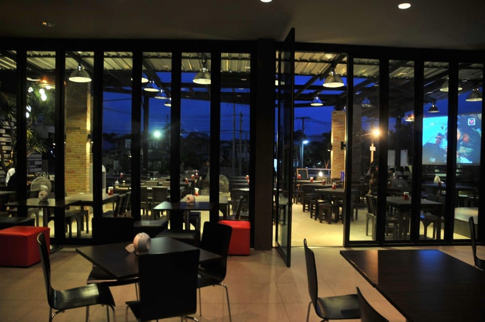 JP Emerald Hotel Hotel in Laos