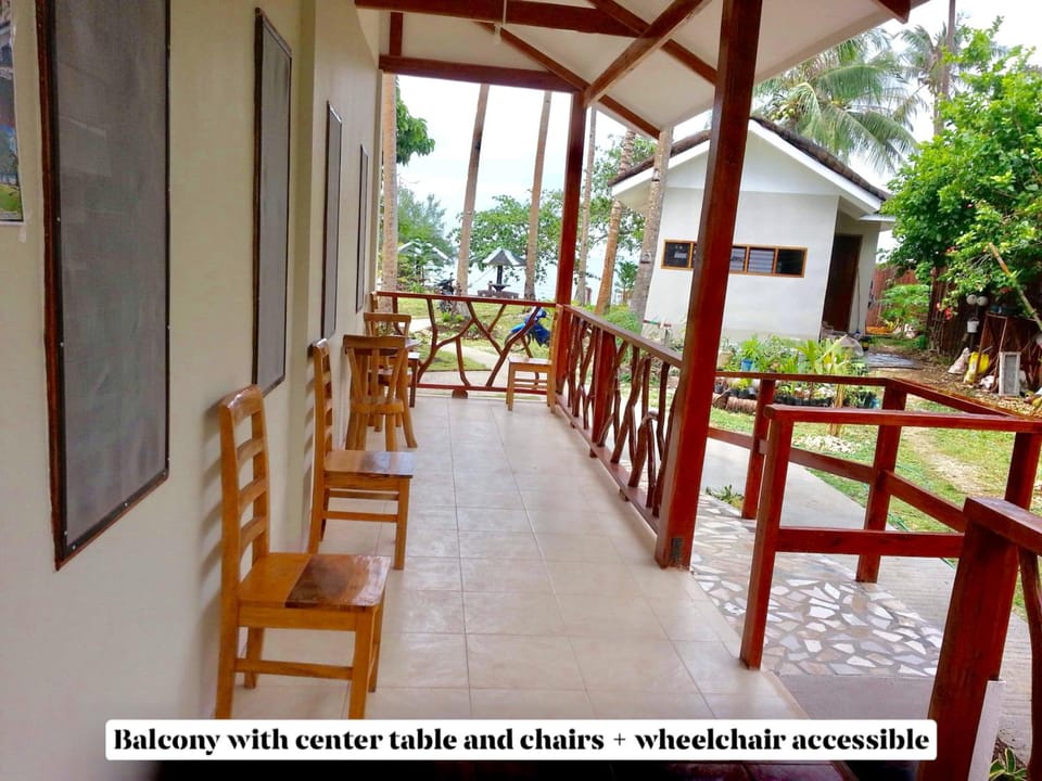 D's Oceanview Beach Resort Hotel in Siquijor