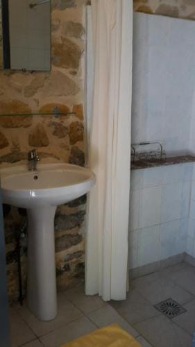 Chambre #2, 2 Pers, Domaine de Ribiere Inn in Grospierres