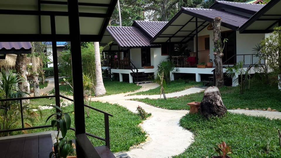 Lucky Gecko Garden Resort Resort in Koh Chang Tai