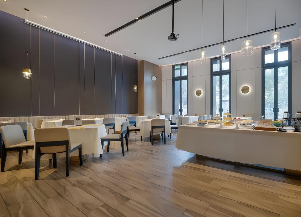 Borman Hotel Wuxi Taihu Garden Subway Station Nanchang Street Hotel in Suzhou