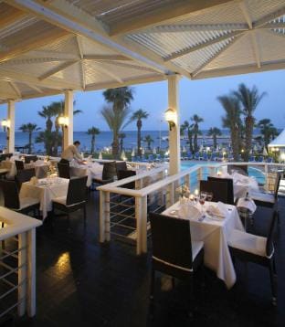 Golden Tulip Golden Bay Beach Hotel Hotel in Larnaca District