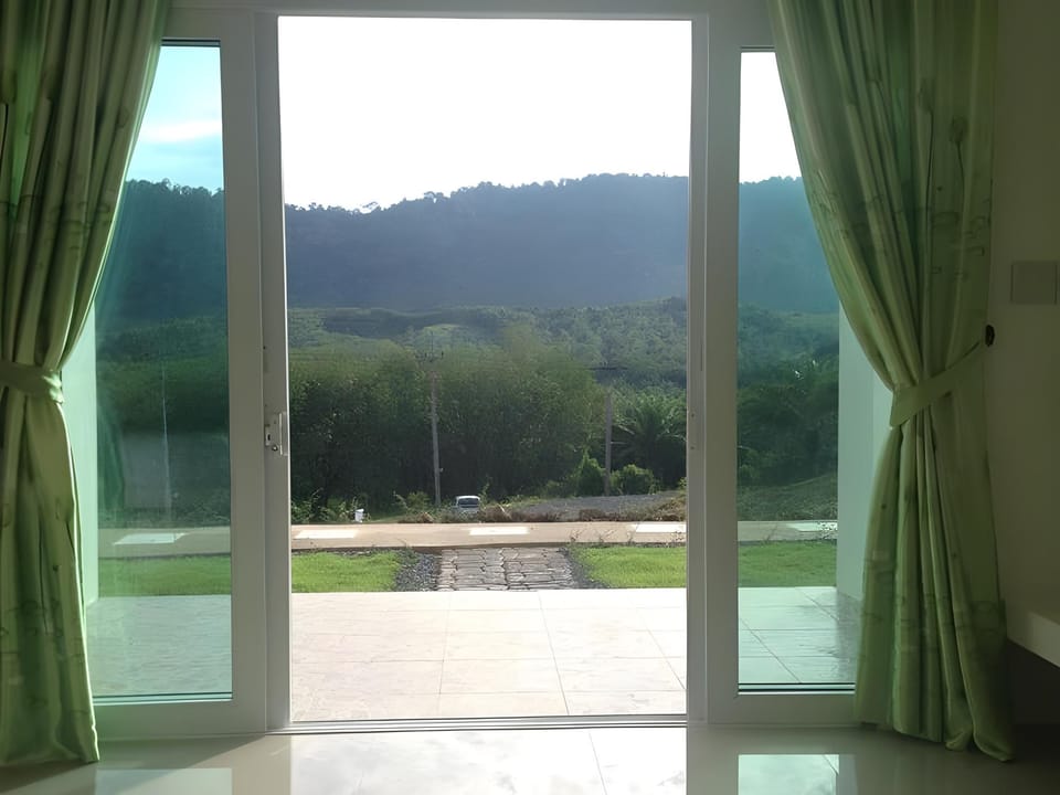 Keereelay Lanta Resort Apartment hotel in Sala Dan