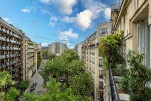 From Paris with a view Hotel in Paris