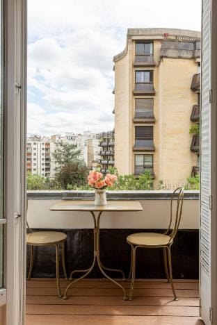From Paris with a view Hotel in Paris