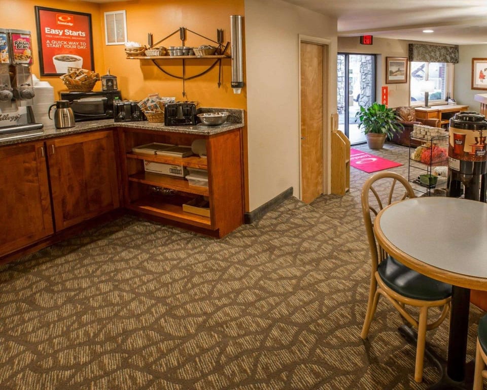Econo Lodge Cherokee Near Island Park Hotel in Cherokee