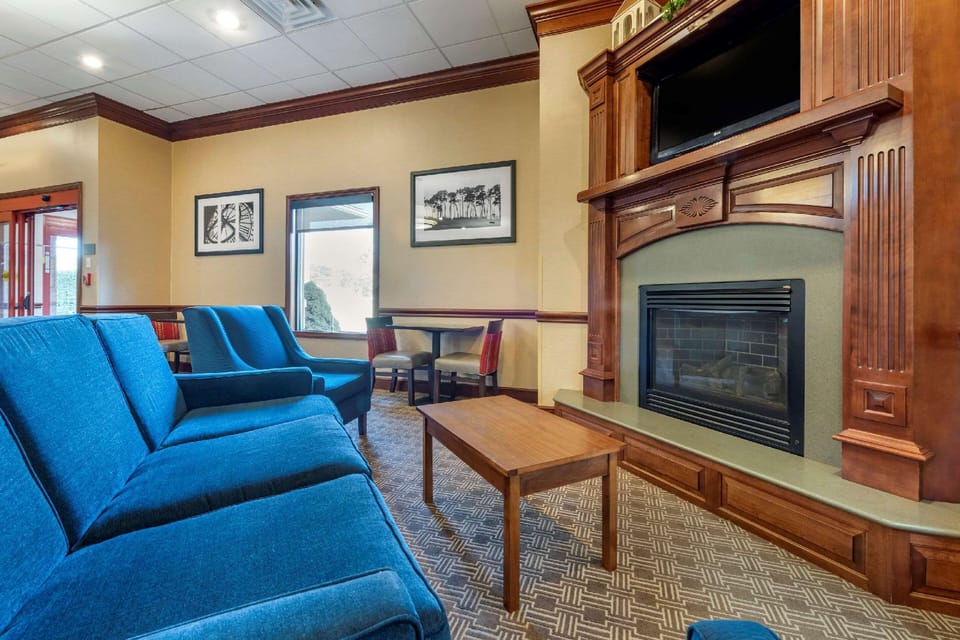 Quality Inn Dover Hotel in Ohio