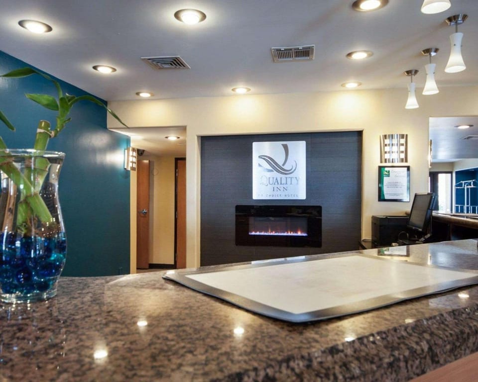 Quality Inn Airport East Hotel in Ciudad Juarez