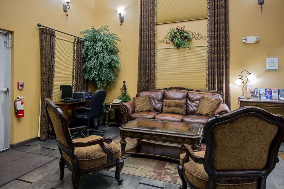Quality Inn Branson - Hwy 76 Central Hotel in Branson