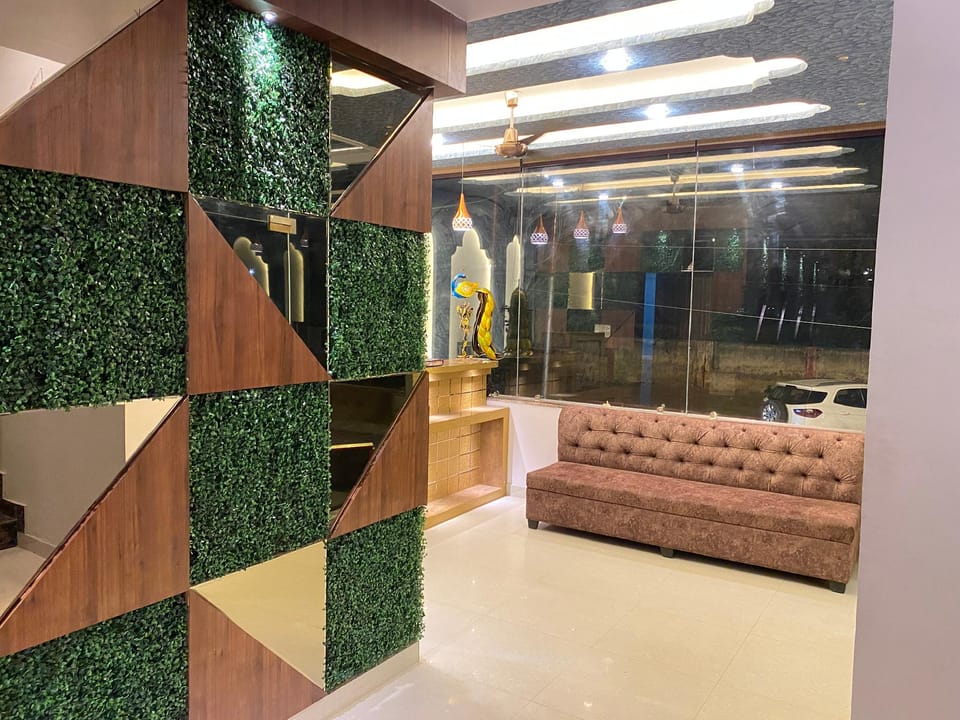 HOTEL MAYUR CASTLE Love hotel in Uttar Pradesh