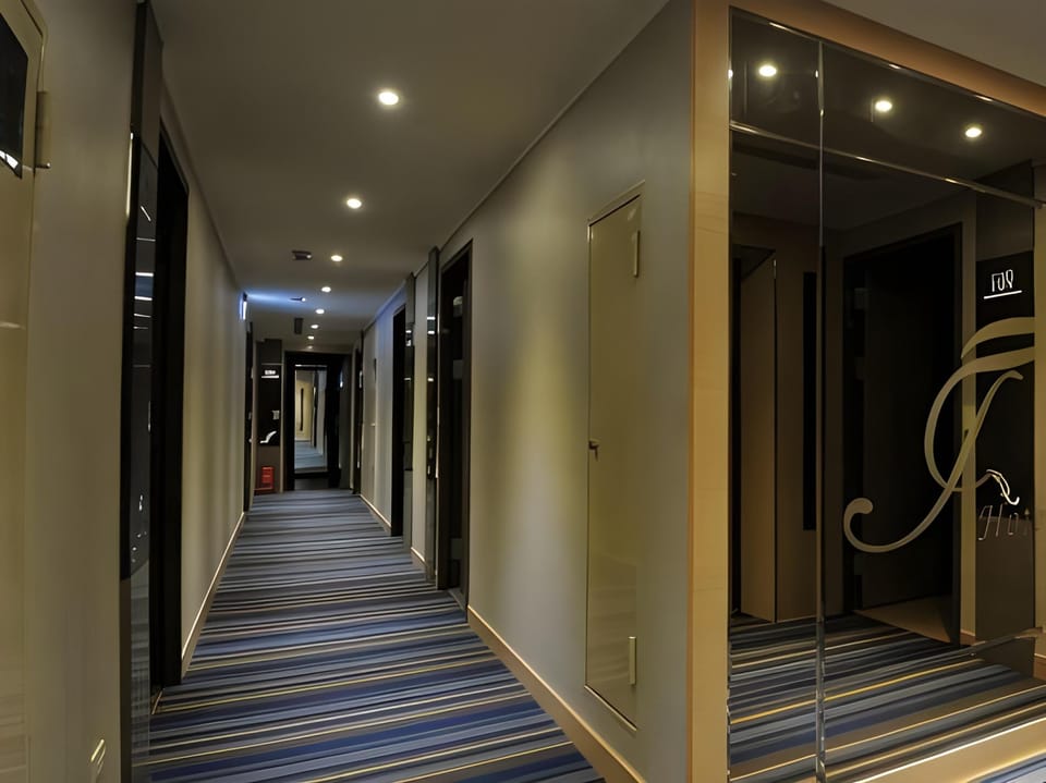 J Hotel Hotel in Kaohsiung