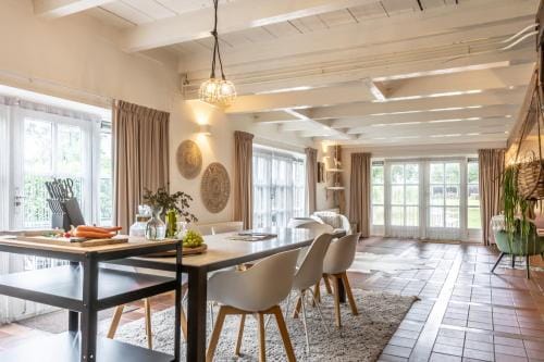 B&NB The Barnhouse Hotel in South Holland (province)
