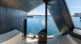 Thon Hotel Svolvaer Hotel in Lofoten