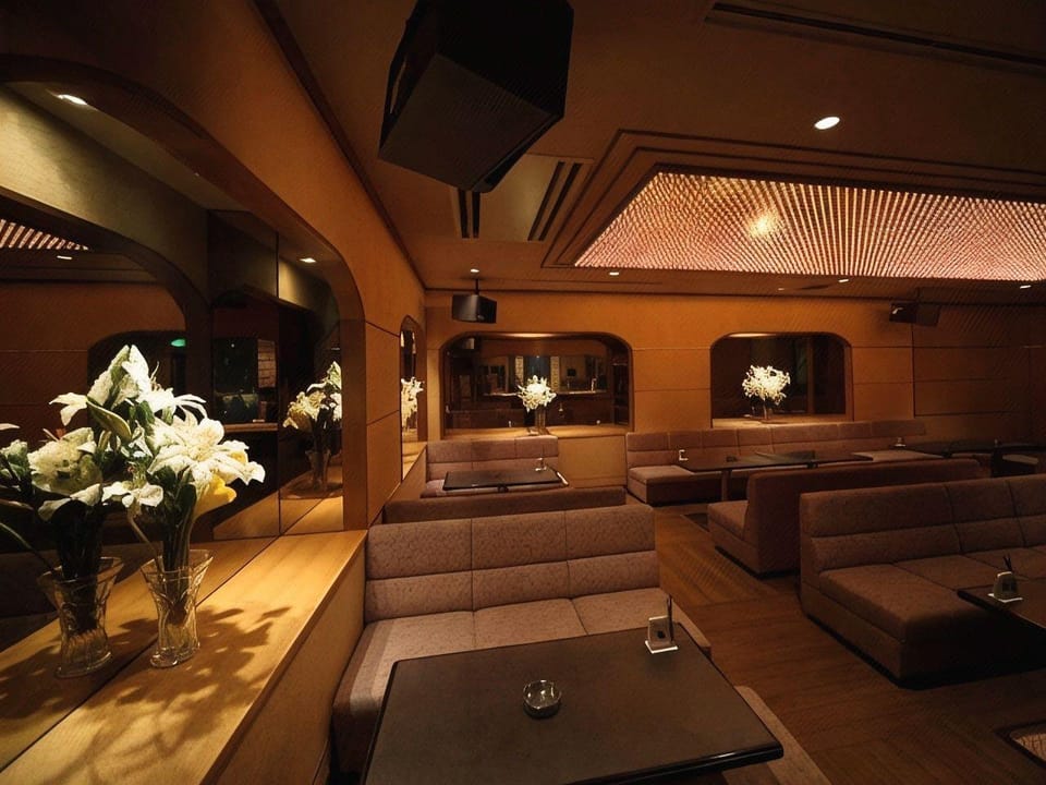 Ujo No Yado Shintsuta Hotel in Japan