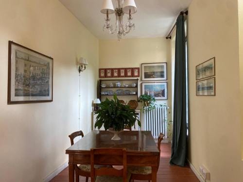 Palazzo Farini Bed & Breakfast Hotel in Ravenna