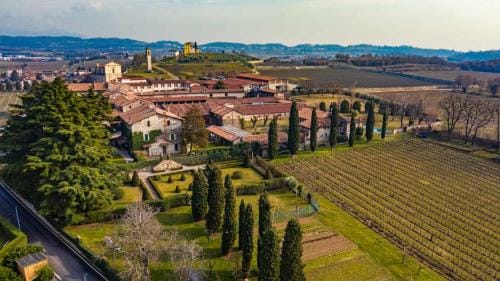 Franciacorta Country Room Hotel in Province of Brescia