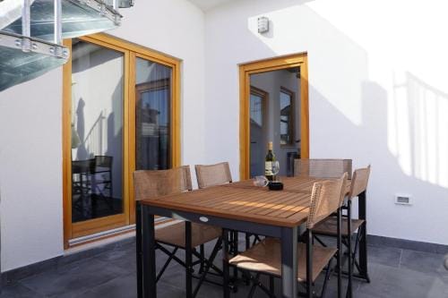 Apartments and rooms with WiFi Sibenik - 24424 Hotel in Šibenik