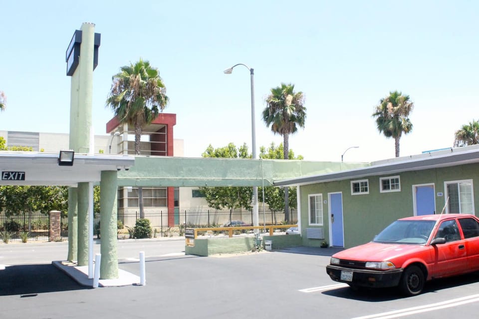 Town House Motel Motel in South Gate