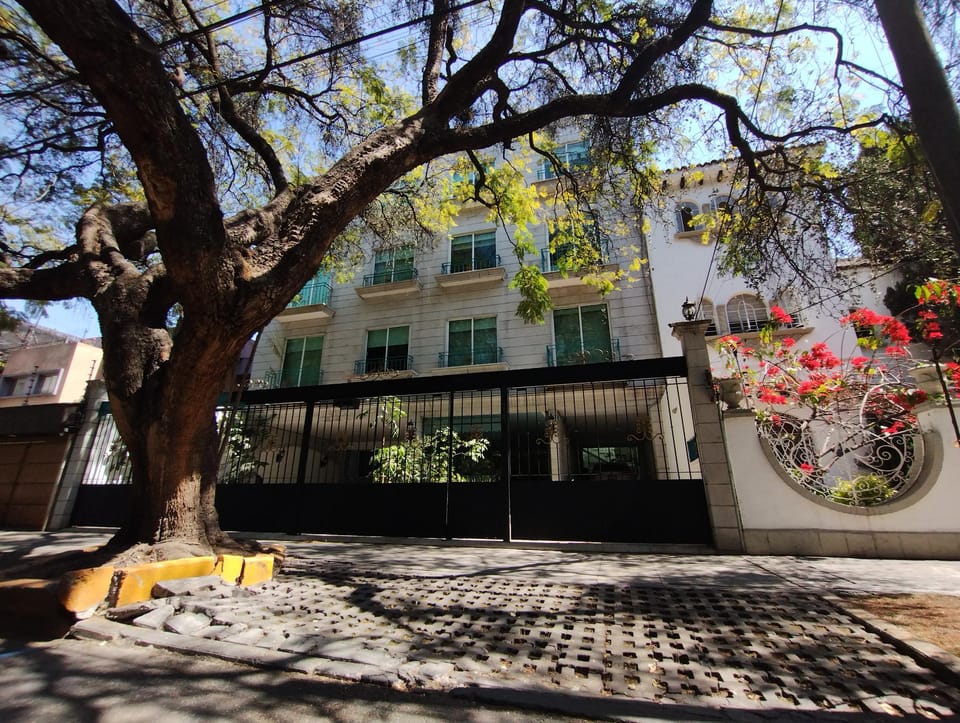 RESIDENCE L'HERITAGE ARISTOTELES 225 Hotel in Mexico City