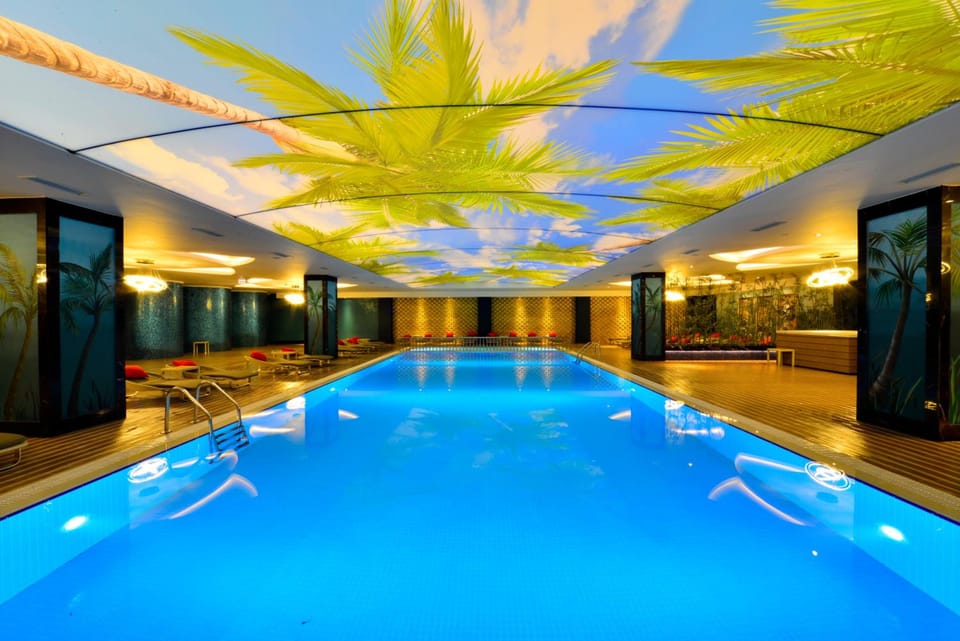 Swimming pool