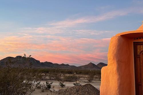 Sanadora - Organic Earthern Desert Domes - Sustainable Stays Under the Stars Inn in Big Bend National Park