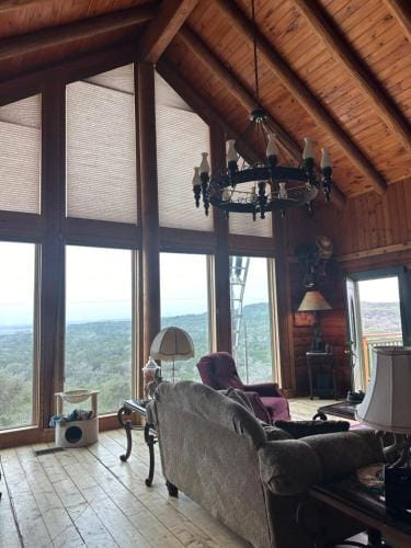 The Walpole Cabin Resort in Lakehills