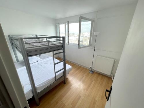 Paris la Defense Auberge Hostel in Île-de-France