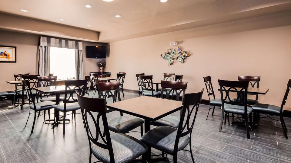 Best Western Plus Kenedy Inn Hotel in Kenedy