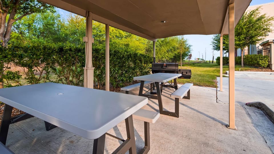 Best Western Plus Kenedy Inn Hotel in Kenedy
