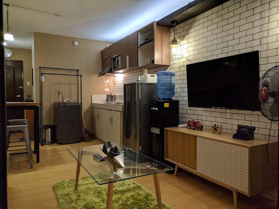 1BR Unit For Rent One Oasis Condominium Hotel in Davao City