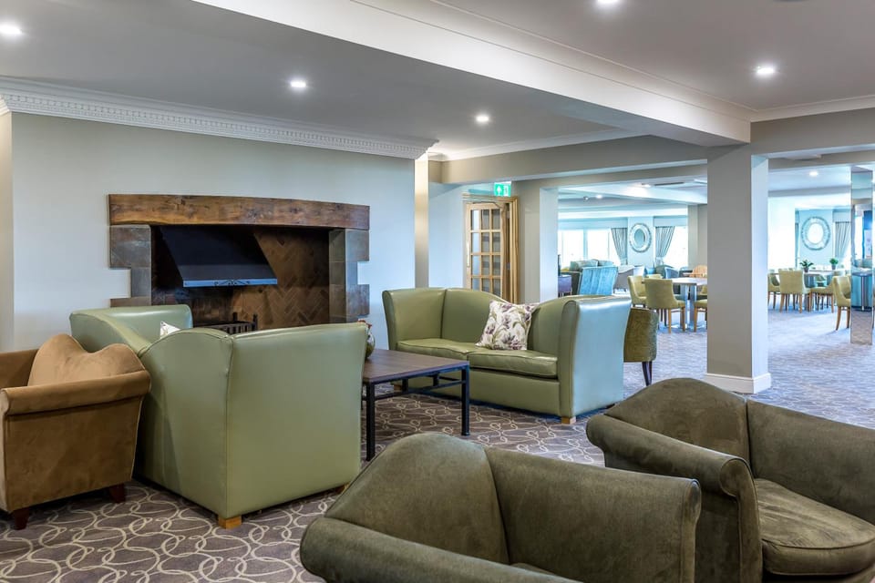 Hellidon Lakes Hotel Resort in Daventry District