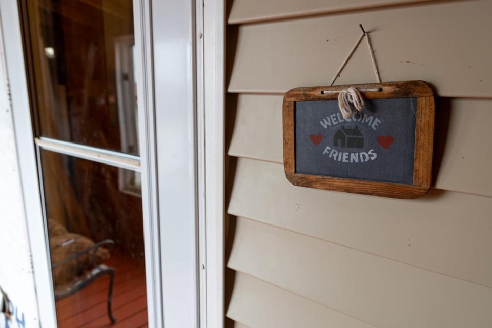 Bear Paw Inn Inn in Alaska