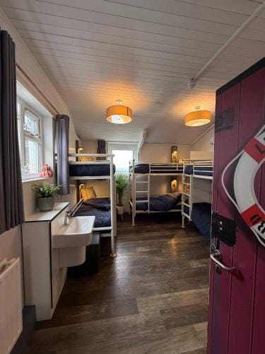 Droskyn Lookout Hostel in Perranporth