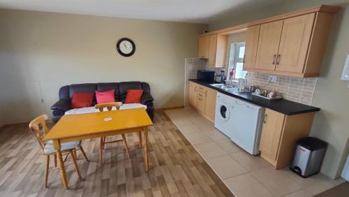 Danubio Guest Accommodation Hotel in County Clare