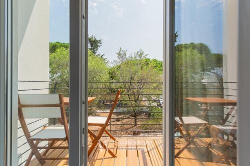 Wanderlust Experience Waves Lux Apartments Hotel in Bari
