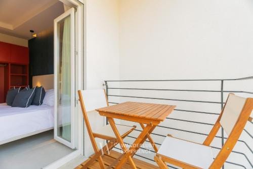 Wanderlust Experience Waves Lux Apartments Hotel in Bari