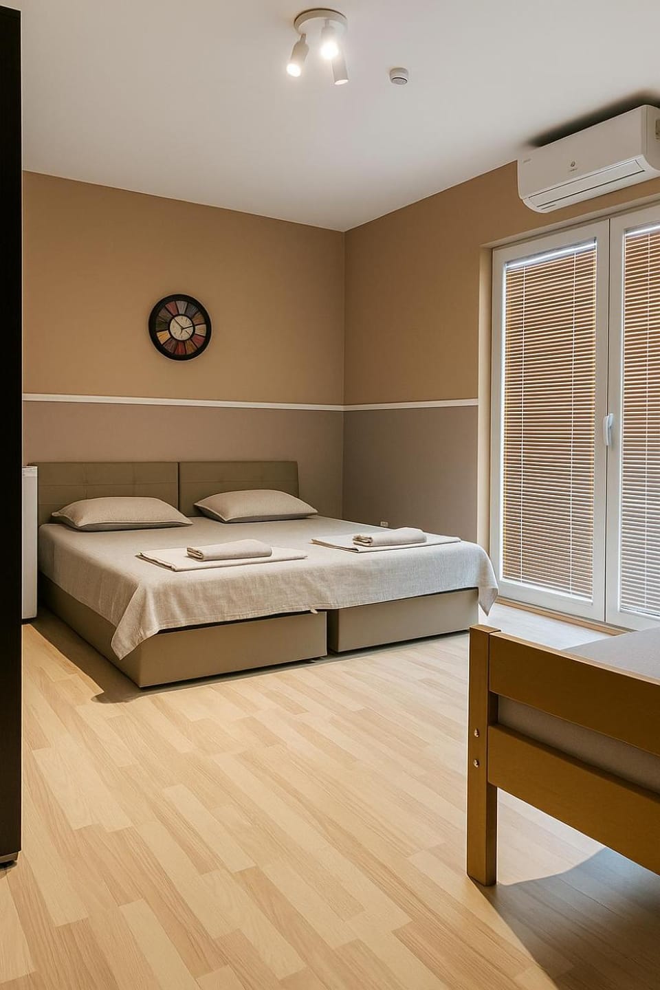 Struga Rooms-Dhoma-Sobi Hotel in Municipality of Ohrid, North Macedonia