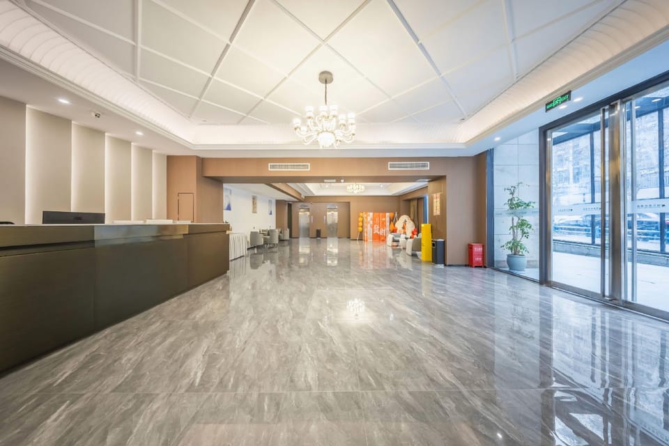 Licheng Junton Hotel ( Chongqing Jiangbei Airport Lanxin Avenue Branch) Hotel in China
