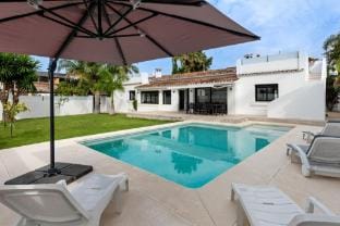 Villa Los Pinos in San Pedro de Alcántara Hotel in San Pedro de Alcántara