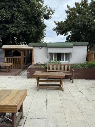 Uxbridge Brunel Uni En-suite Room 2 Hotel in Uxbridge