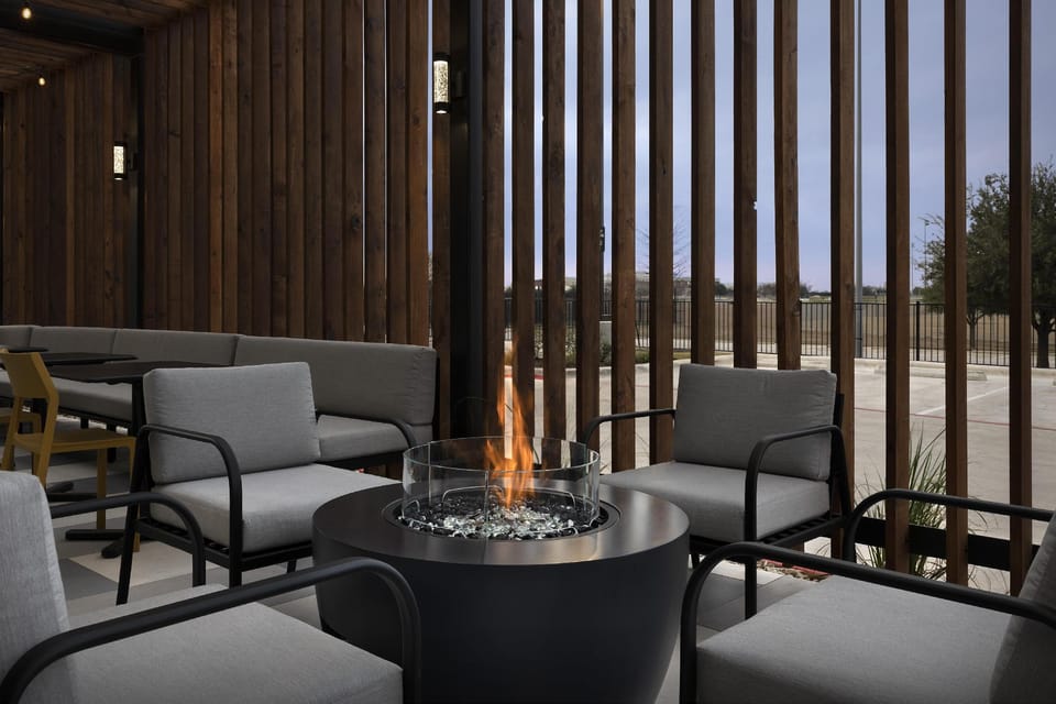 Home2 Suites by Hilton Taylor Hotel in Texas
