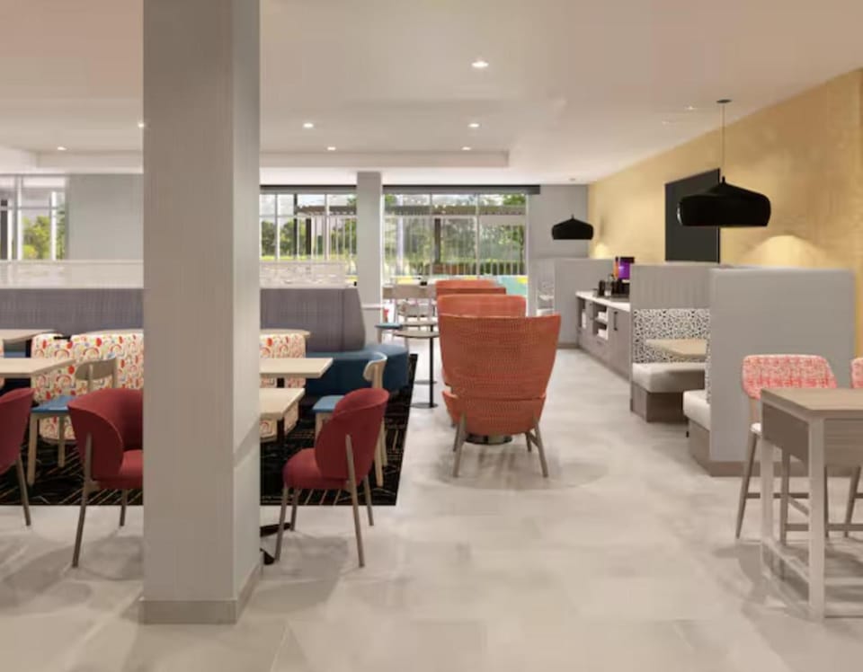 Home2 Suites by Hilton Syracuse Liverpool Airport Area Hotel in New York